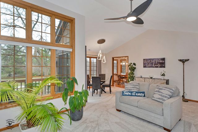 1121 Lacebark Court 1121, Darien, IL 60561