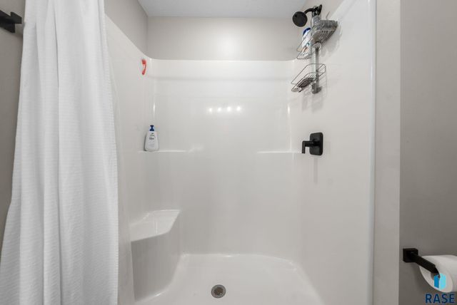 510 N Summit Ave Avenue, Tea, SD 57064