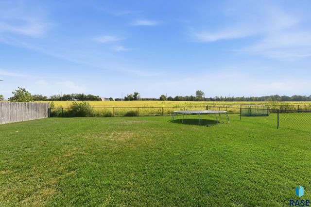 510 N Summit Ave Avenue, Tea, SD 57064