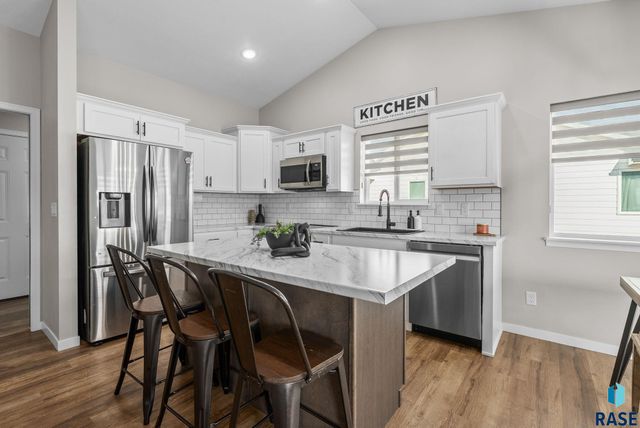 510 N Summit Ave Avenue, Tea, SD 57064