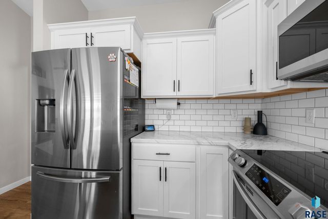 510 N Summit Ave Avenue, Tea, SD 57064