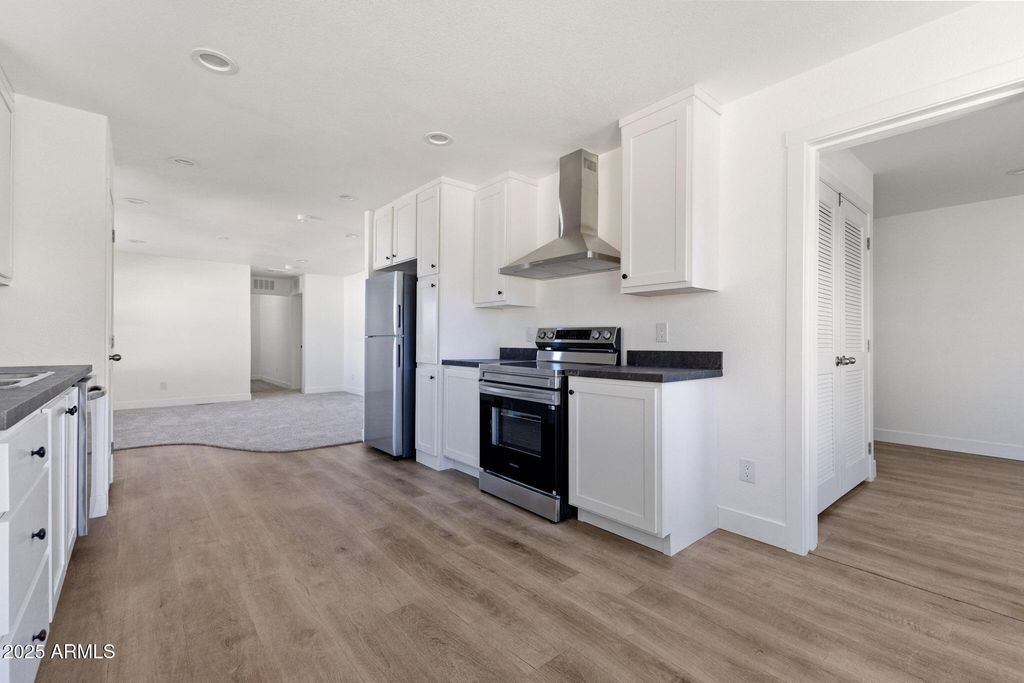 1368 S 76TH Place, Mesa, AZ 85209