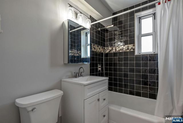 8300 Boulevard East 4D, North Bergen, NJ 07047