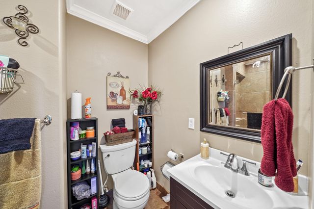 4410 County Road 63, Rosharon, TX 77583