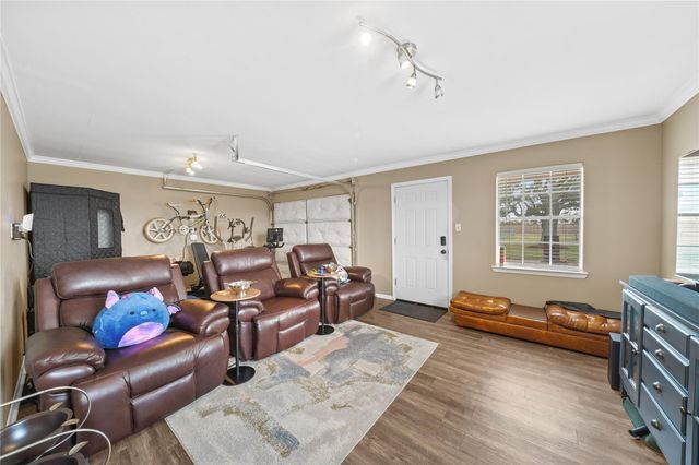 4410 County Road 63, Rosharon, TX 77583