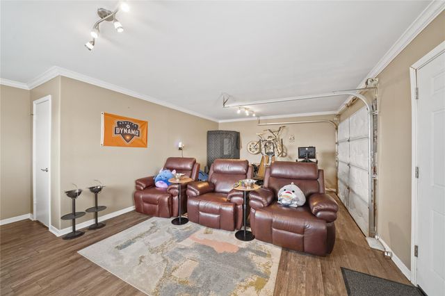 4410 County Road 63, Rosharon, TX 77583