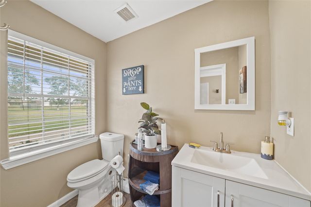 4410 County Road 63, Rosharon, TX 77583