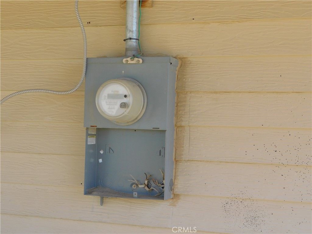 Image 22 of property listing at 25372 Jade Road, Barstow, CA 92311