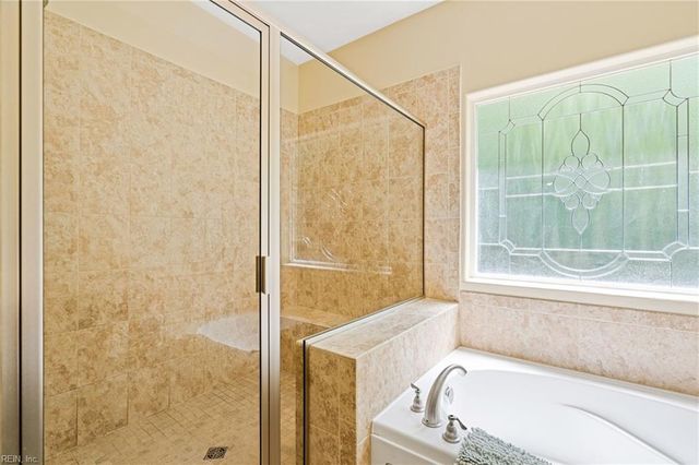 1031 Boundary DR, Suffolk, VA 23434