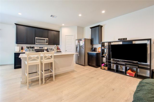 1106 Isola Bella Drive, Richmond, TX 77406