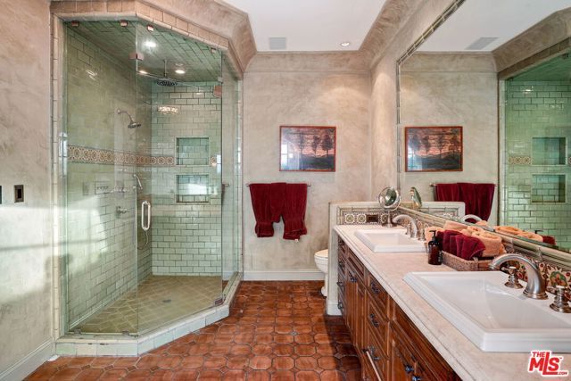 101 S Kilkea Drive, Los Angeles, CA 90048