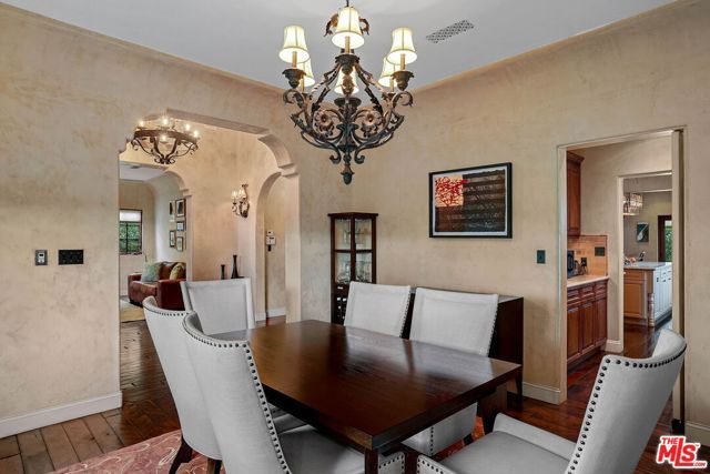 101 S Kilkea Drive, Los Angeles, CA 90048