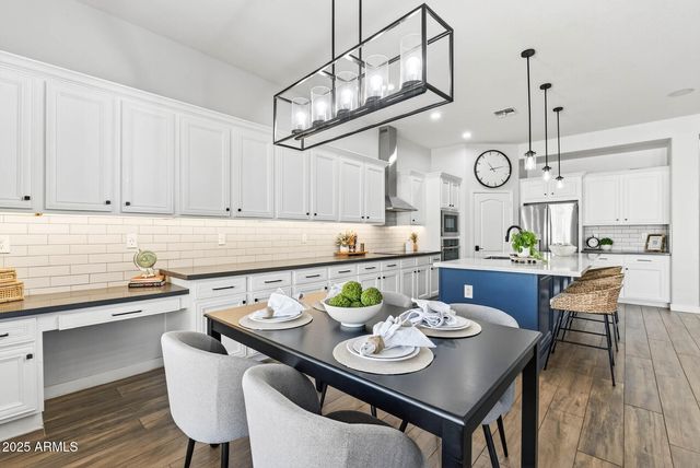 6858 W PEAK VIEW Road, Peoria, AZ 85383