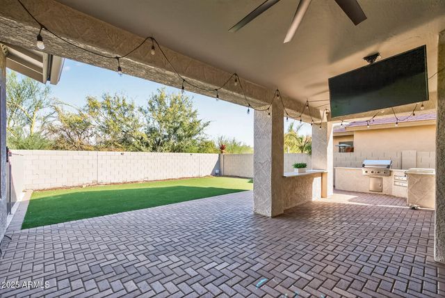6858 W PEAK VIEW Road, Peoria, AZ 85383