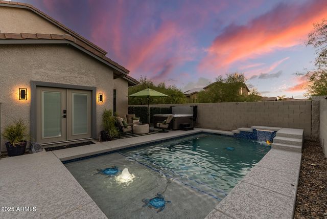 6858 W PEAK VIEW Road, Peoria, AZ 85383