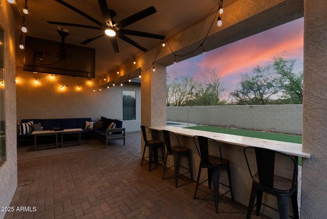 6858 W PEAK VIEW Road, Peoria, AZ 85383