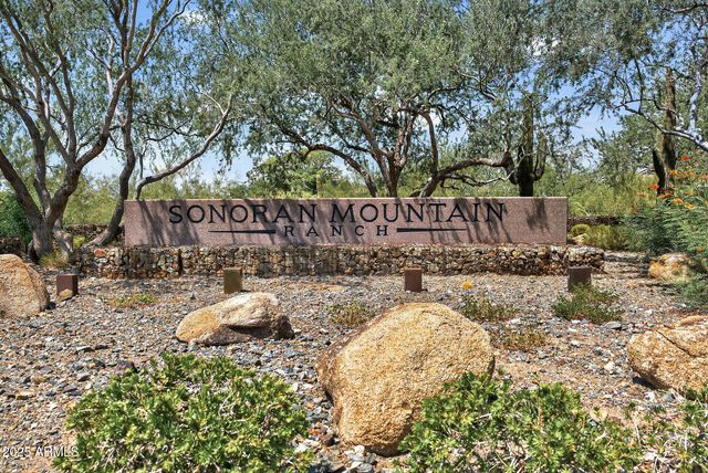 6858 W PEAK VIEW Road, Peoria, AZ 85383