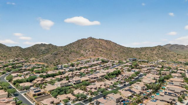 6858 W PEAK VIEW Road, Peoria, AZ 85383