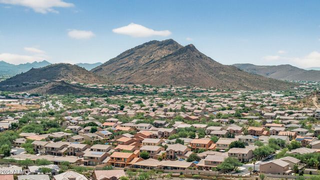 6858 W PEAK VIEW Road, Peoria, AZ 85383