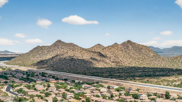 6858 W PEAK VIEW Road, Peoria, AZ 85383