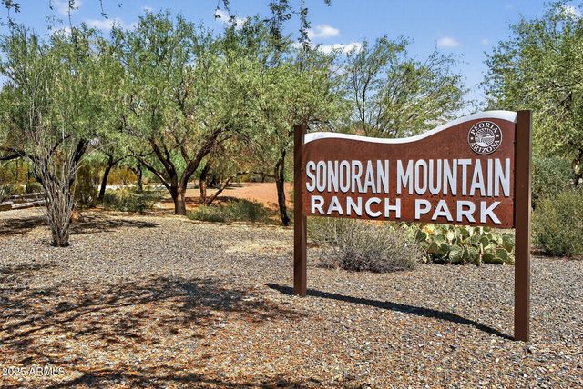 6858 W PEAK VIEW Road, Peoria, AZ 85383