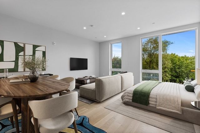 1055 Cambridge St 301, Cambridge, MA 02139