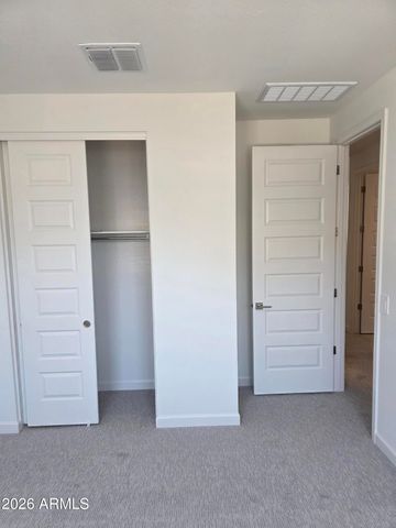 9750 S 12TH Street S, Phoenix, AZ 85042