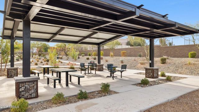 9750 S 12TH Street S, Phoenix, AZ 85042