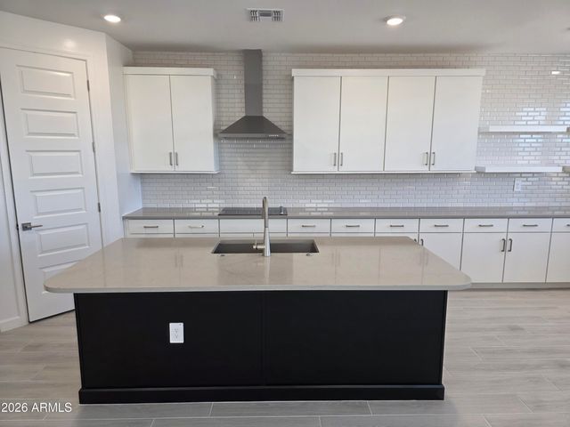 9750 S 12TH Street S, Phoenix, AZ 85042