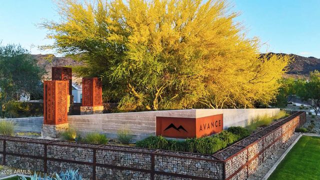 9750 S 12TH Street S, Phoenix, AZ 85042