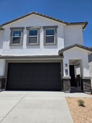 9750 S 12TH Street S, Phoenix, AZ 85042