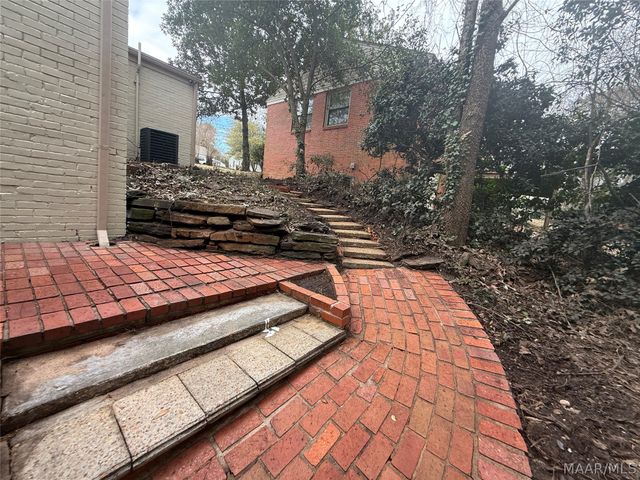 3518 N WAREINGWOOD Drive, Montgomery, AL 36109