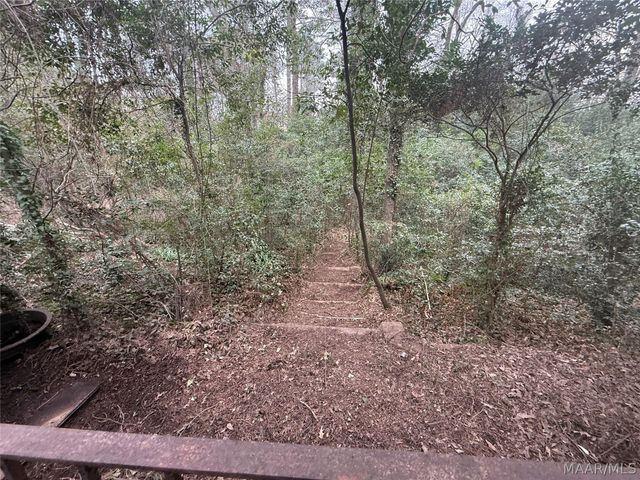 3518 N WAREINGWOOD Drive, Montgomery, AL 36109