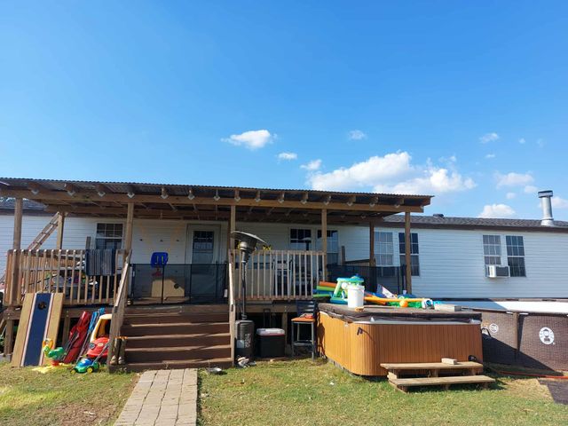 2411 Williamson Road, Granbury, TX 76048