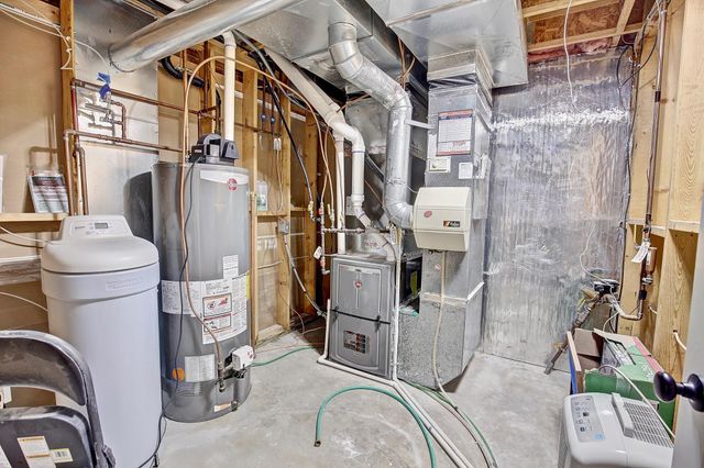 1595 Spinaker Drive, Woodbury, MN 55125