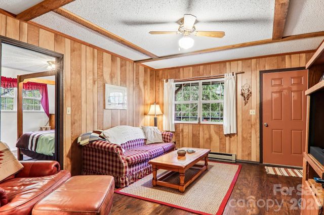 28 Mull Cove Road, Maggie Valley, NC 28751