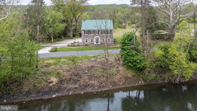 866 SCHUYLKILL RD, Birdsboro, PA 19508