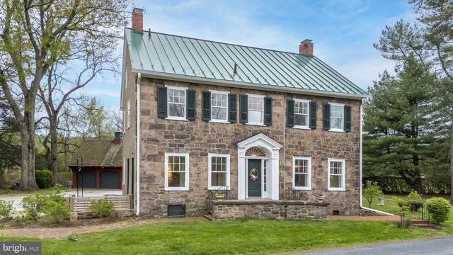 866 SCHUYLKILL RD, Birdsboro, PA 19508