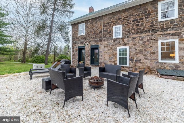866 SCHUYLKILL RD, Birdsboro, PA 19508