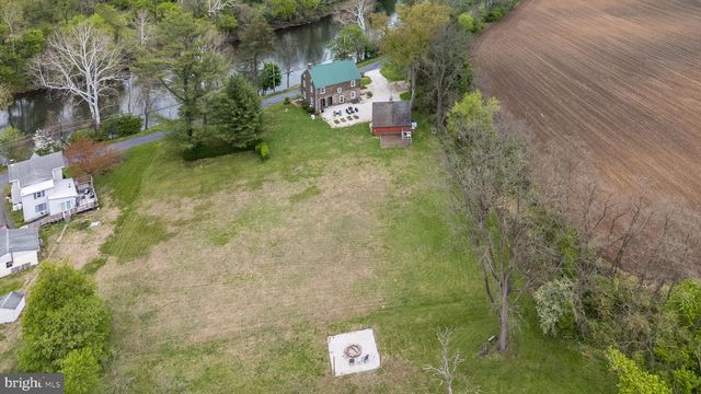 866 SCHUYLKILL RD, Birdsboro, PA 19508