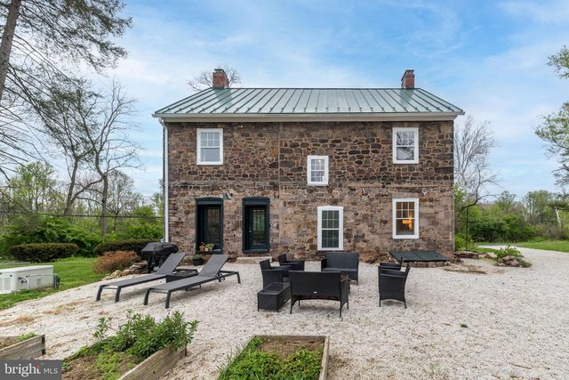 866 SCHUYLKILL RD, Birdsboro, PA 19508
