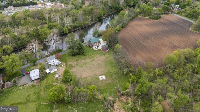 866 SCHUYLKILL RD, Birdsboro, PA 19508