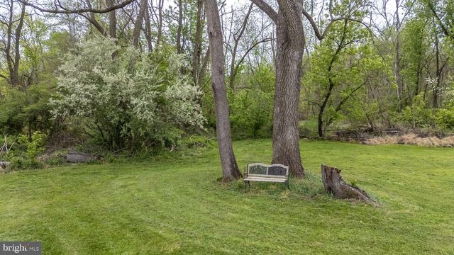 866 SCHUYLKILL RD, Birdsboro, PA 19508