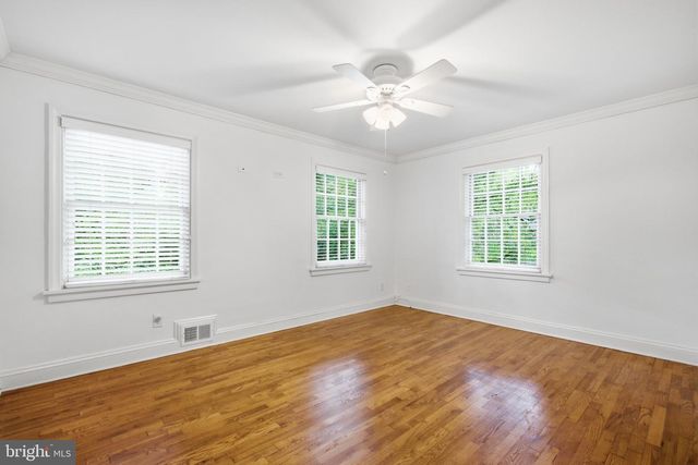 2312 VALLEY DR, Alexandria, VA 22302