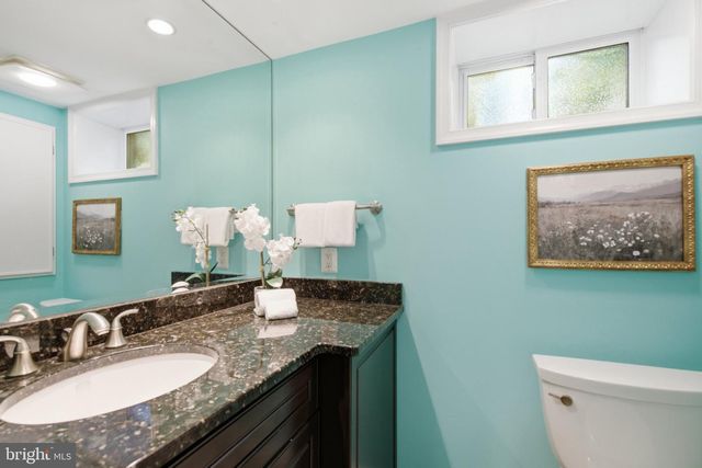 2312 VALLEY DR, Alexandria, VA 22302
