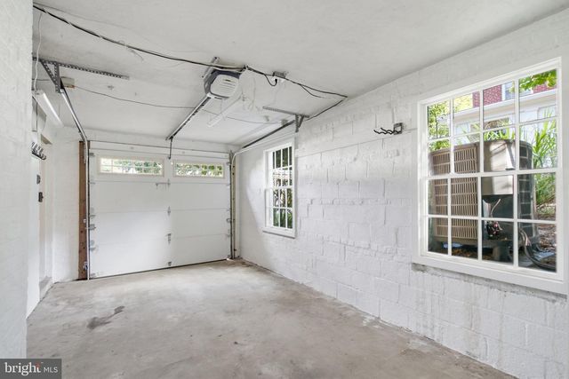 2312 VALLEY DR, Alexandria, VA 22302