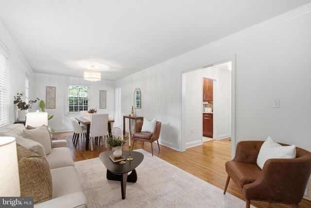 2312 VALLEY DR, Alexandria, VA 22302