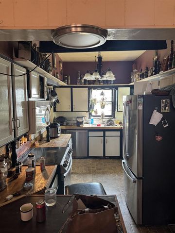 119 10th Avenue, New Glarus, WI 53574