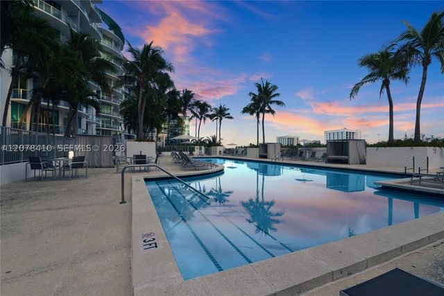3029 NE 188th St 505, Aventura, FL 33180