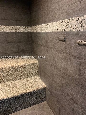 3029 NE 188th St 505, Aventura, FL 33180